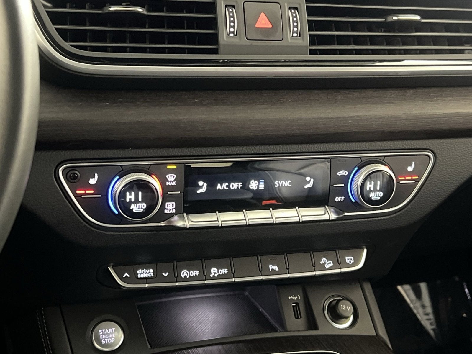 2024 Audi Q5 45 S line Premium