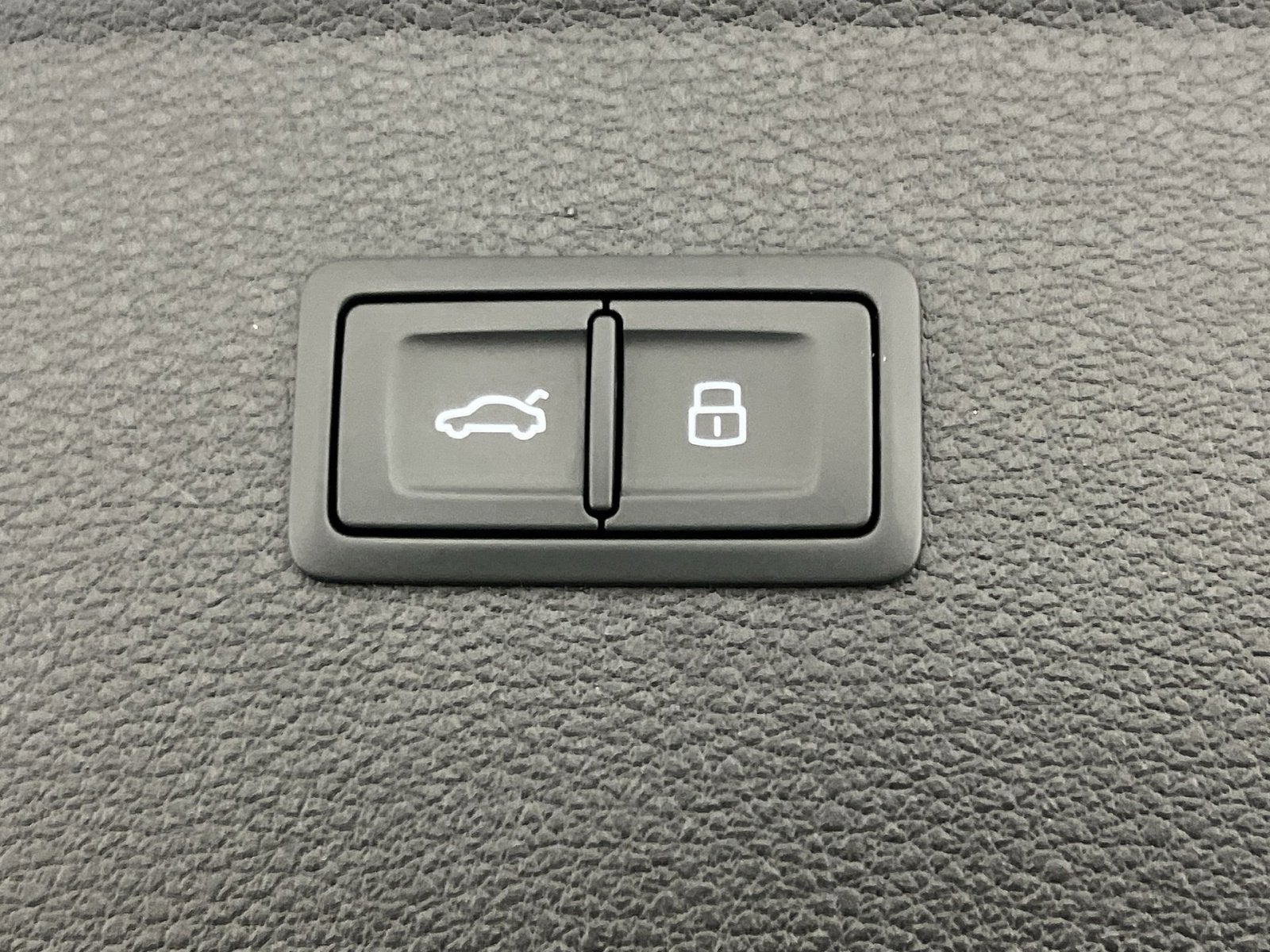 2024 Audi Q5 45 S line Premium