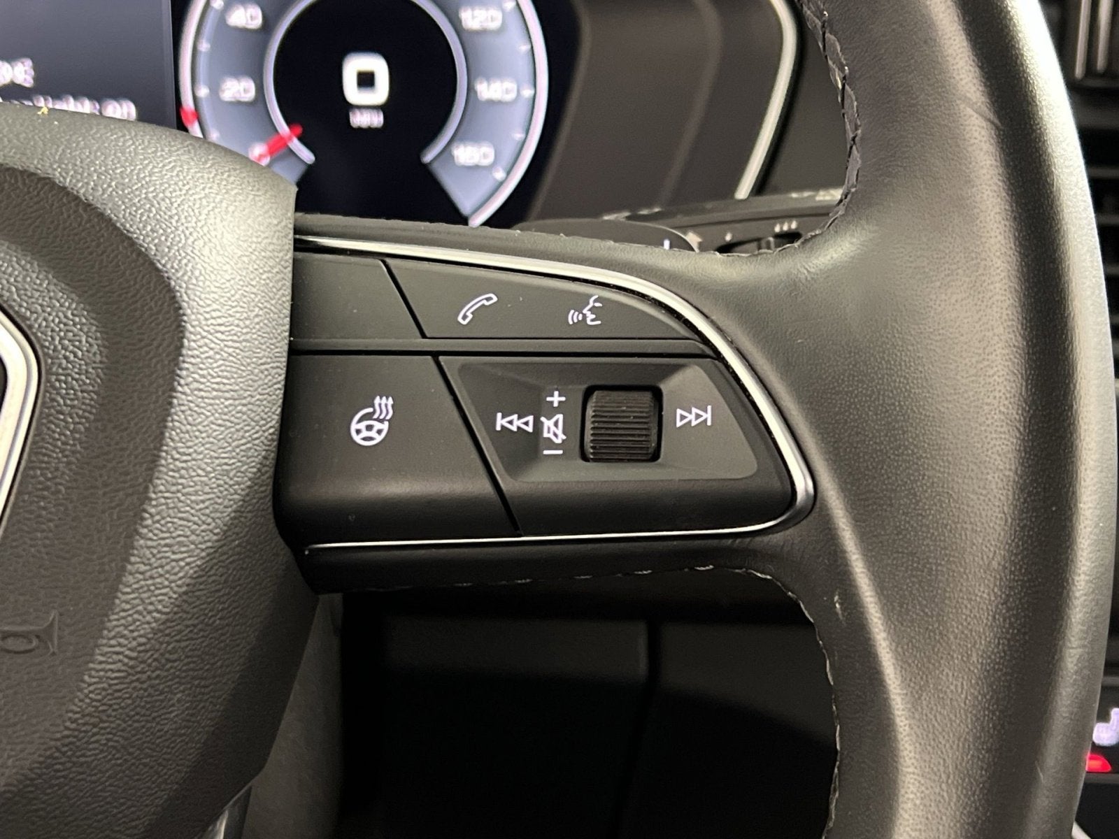 2024 Audi Q5 45 S line Premium