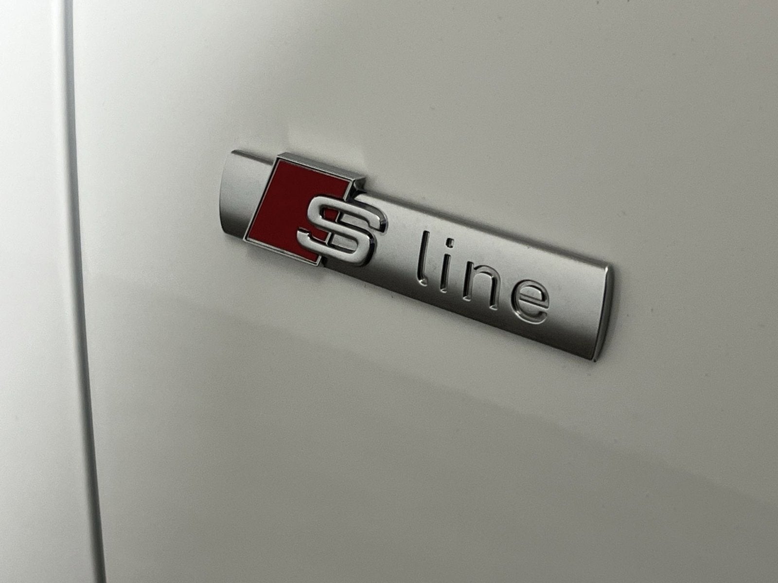 2023 Audi A4 45 S line Premium Plus