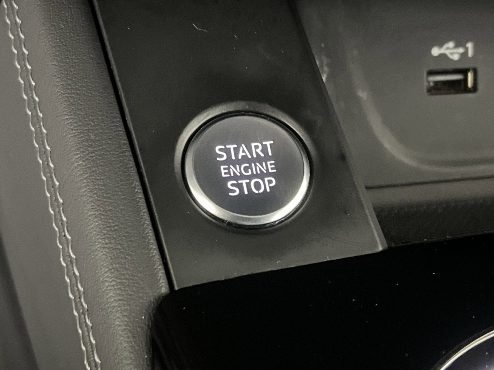 2023 Audi A4 45 S line Premium Plus