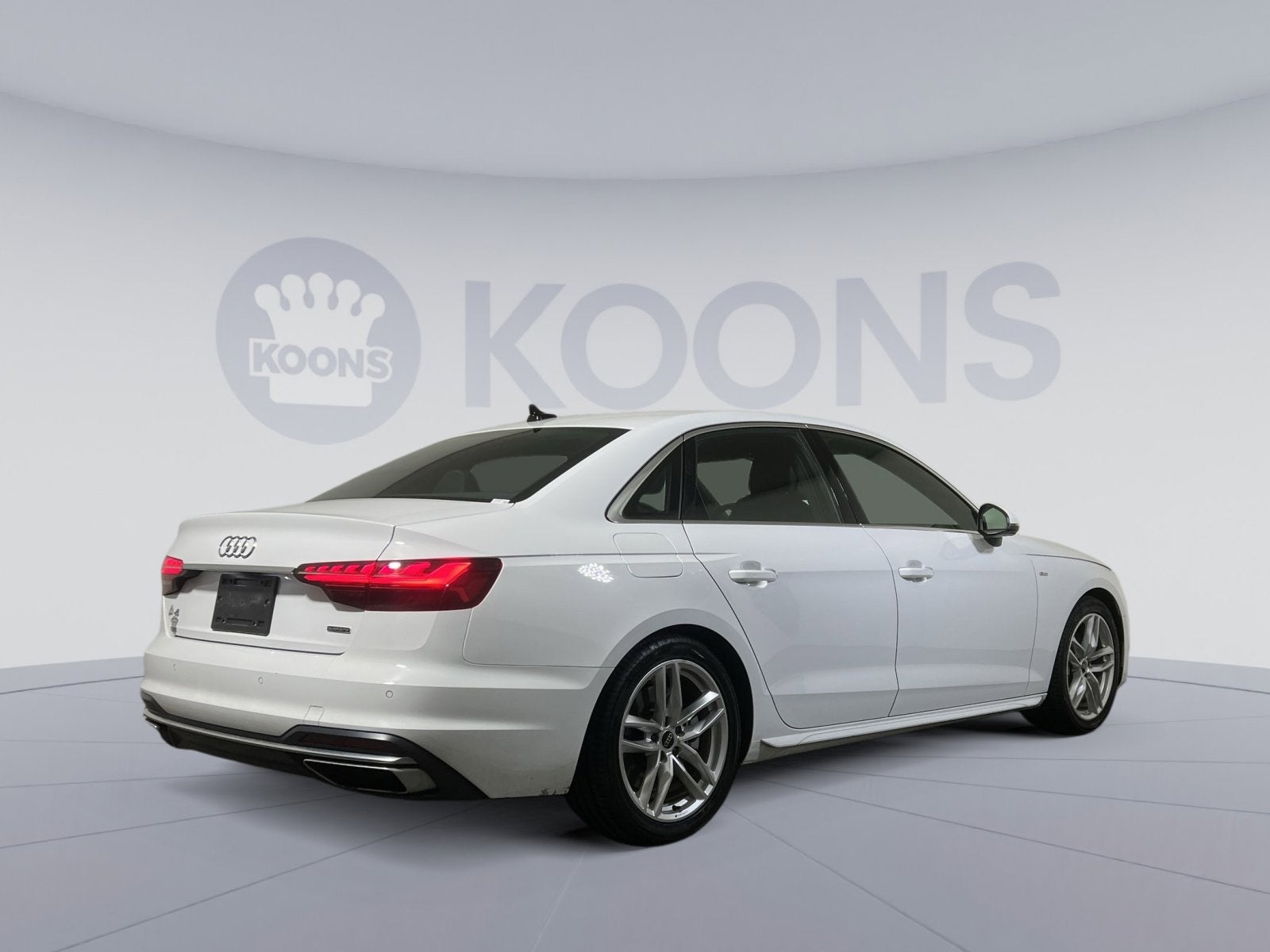 2023 Audi A4 45 S line Premium Plus